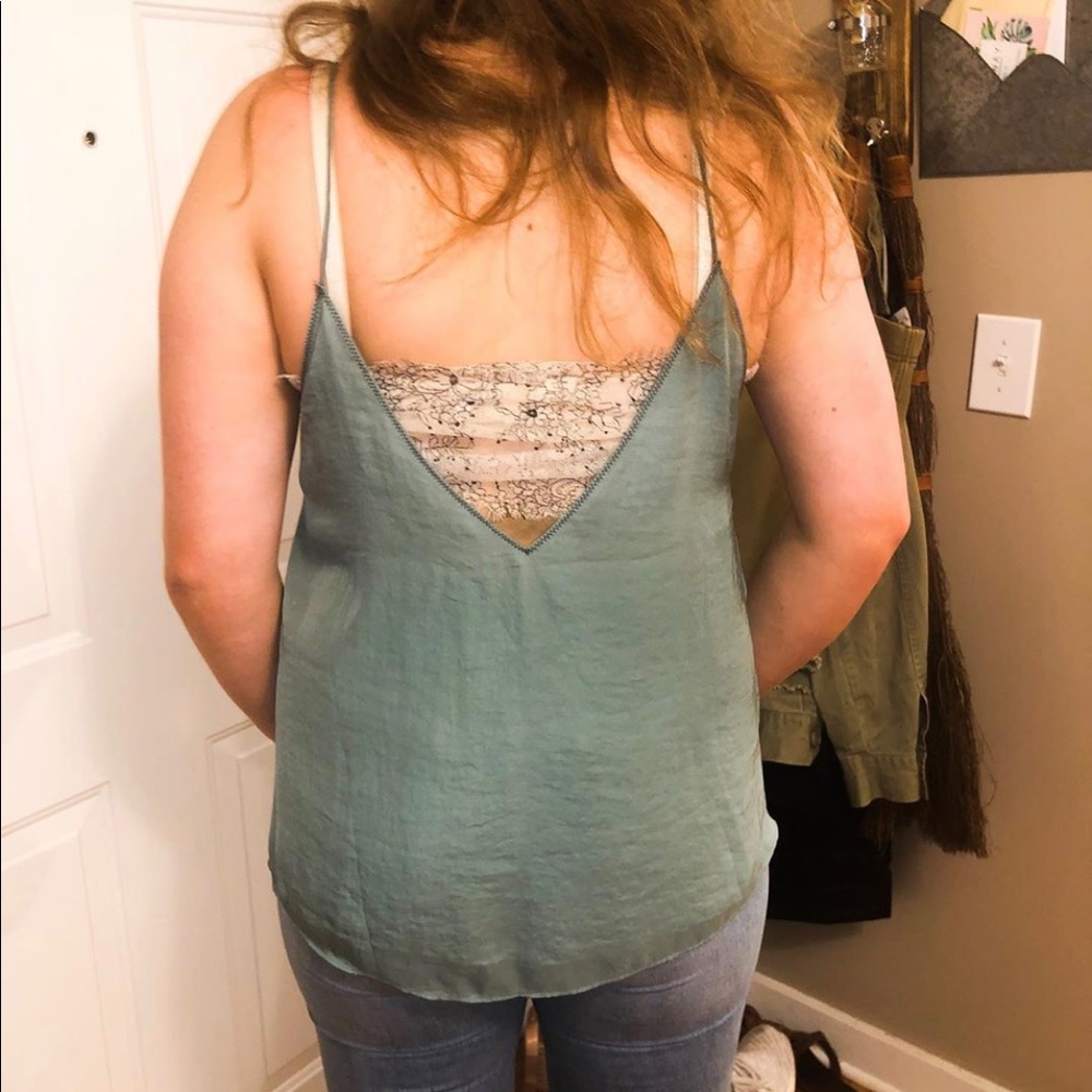 FREE PEOPLE TANK W BUILY IN LACE CAMI